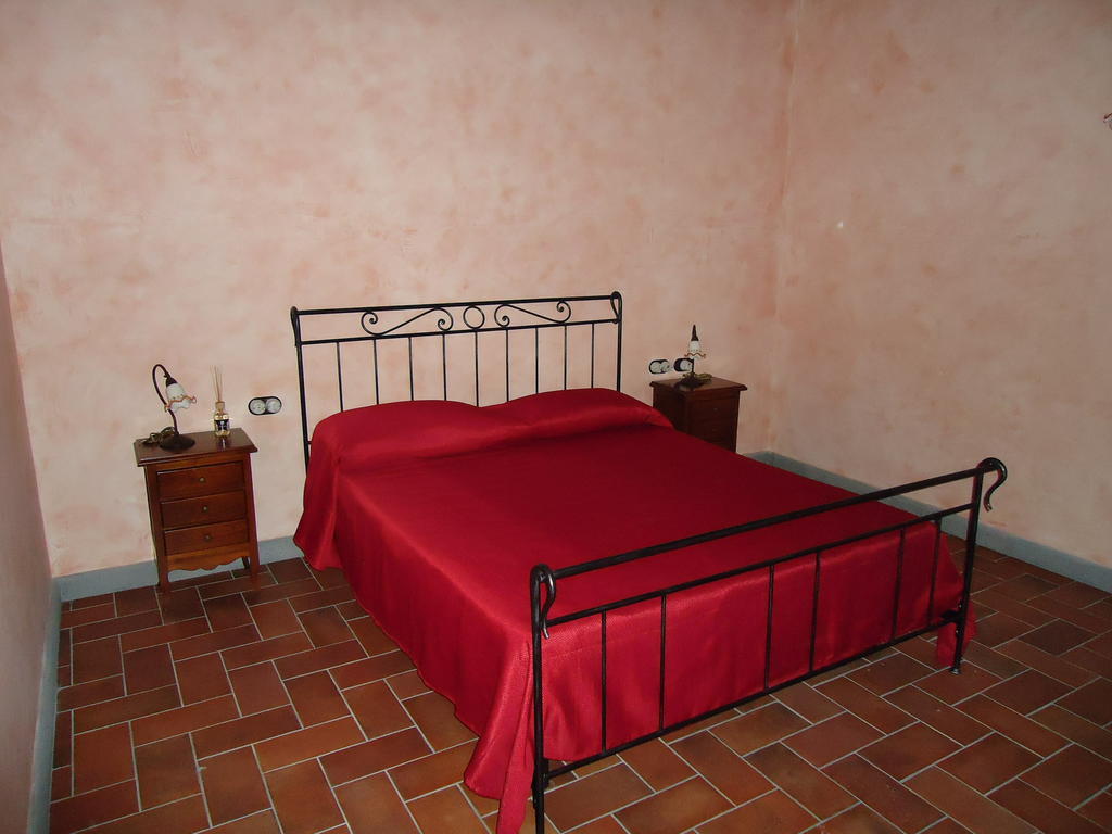 Agrituirsmo Masseria Campierti Falciano del Massico Стая снимка